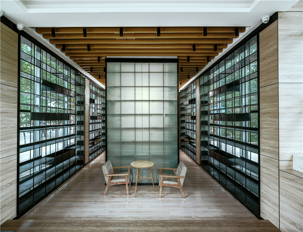 我们生命中不断修正的人生体验应如书屋建筑